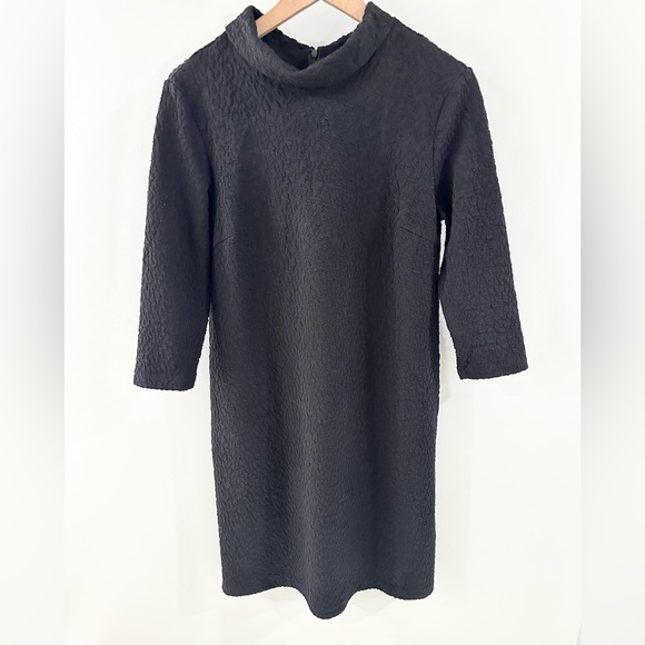 J. McLaughlin Funnel Neck Textured Dress Black Size Medium - Picture 3 of 5